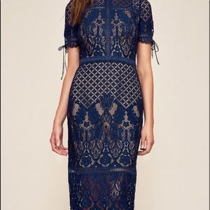 Tadashi Soji lace tie sleeve cocktail dress , navy